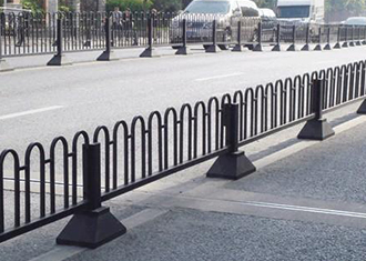 河北邯鄲黑色京式市政道路護(hù)欄