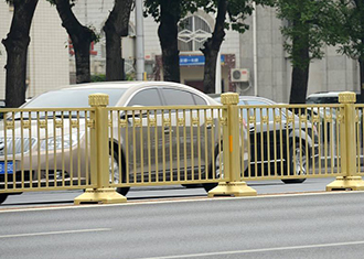 遼寧鞍山金色市政道路護(hù)欄